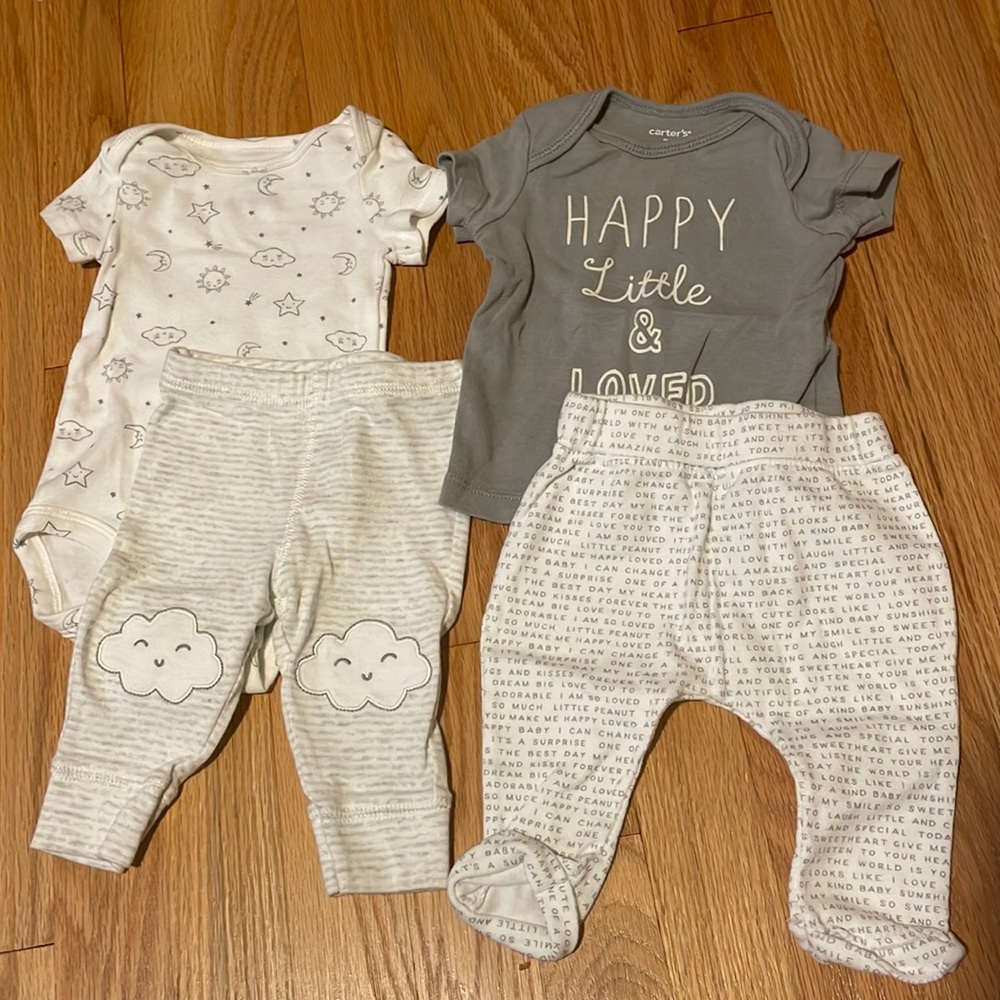 LAST CHANCE! 🎈CARTER’S NWOT Neutral Gray and White Outfits, Set of 2, 3M